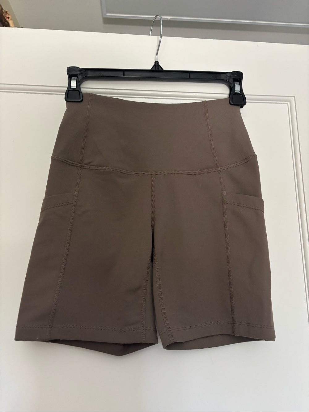 Zella High-Waist Women’s Bike Shorts Taupe XS